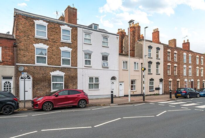 7 Bedroom Terraced House For Sale In Worcester Street, Gloucester, Gloucestershire, GL1