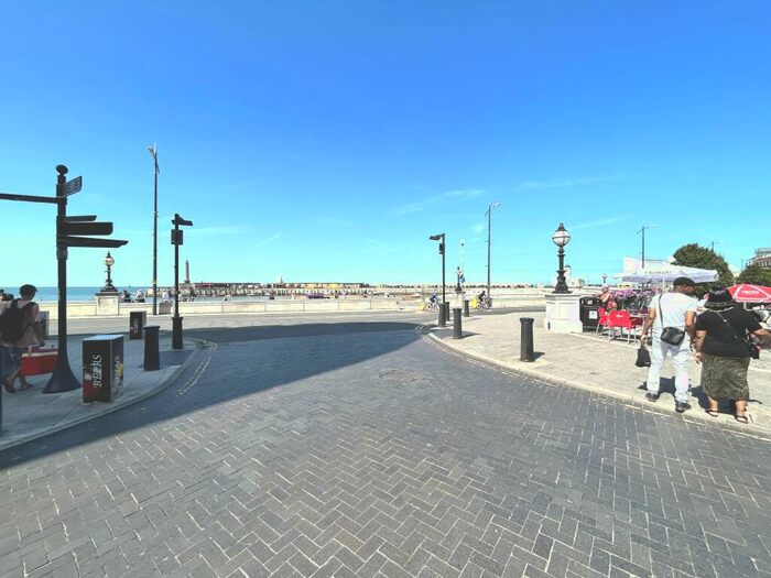 1 Bedroom Flat For Sale In Old Town, Margate, CT9
