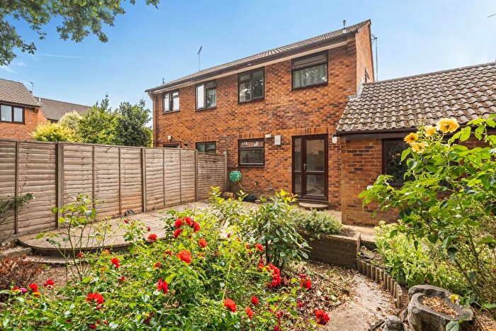 2 Bedroom House For Sale In Heather Close, Tiverton, EX16