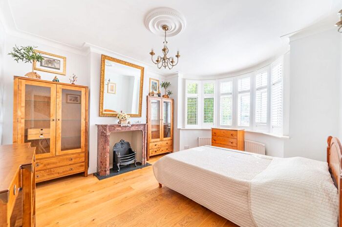 4 Bedroom Semi-detached House For Sale In Priory Gardens, North Wembley, Wembley, HA0