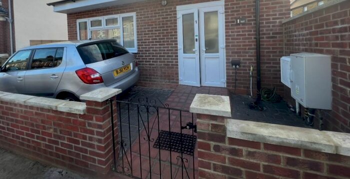 3 Bedroom Detached House To Rent In Valley Road, Kent, ME7