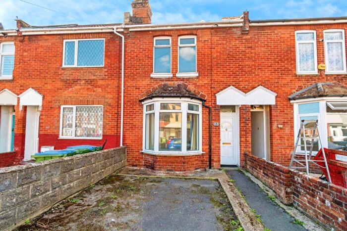 5 Bedroom Terraced House For Sale In Langhorn Road, Southampton, Hampshire, SO16