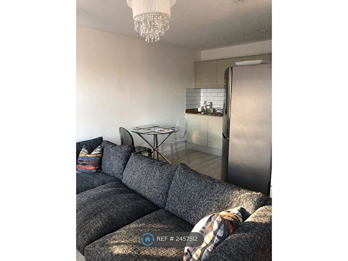 1 Bedroom Flat To Rent In West Street, Dunstable, LU6