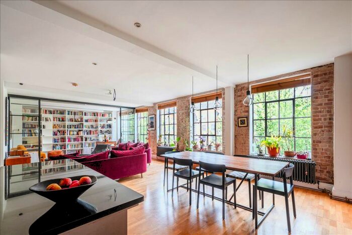 2 Bedroom Apartment To Rent In Liverpool Road, Islington, N7