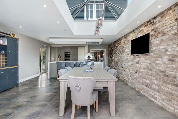 5 Bedroom Detached House For Sale In London Road, CO6