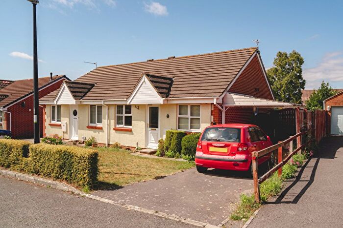 2 Bedroom Semi-Detached Bungalow For Sale In Badger Rise, Portishead, BS20