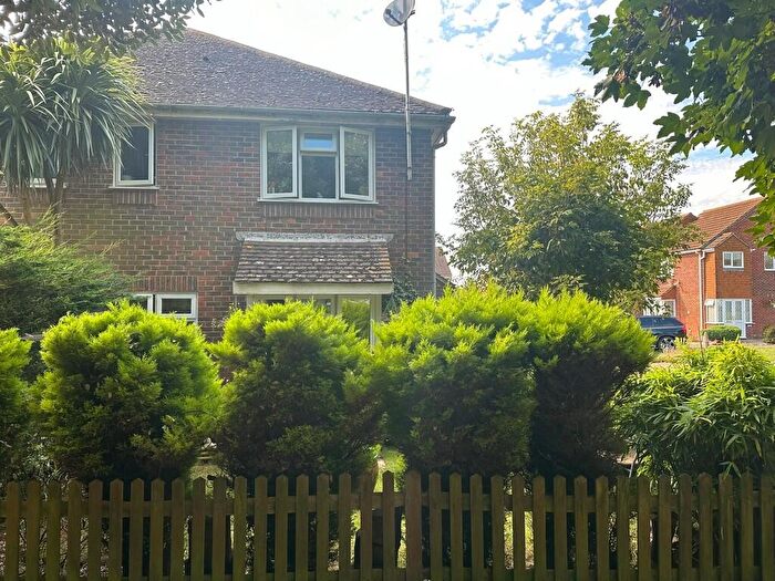 1 Bedroom End Of Terrace House To Rent In Church Green, Shoreham-by-Sea, BN43