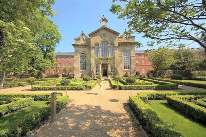 2 Bedroom Flat To Rent In Houseman Crescent, West Didsbury, Didsbury, Manchester, M20