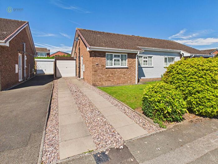 2 Bedroom Semi-Detached Bungalow For Sale In Madox Close, Tamworth, B79