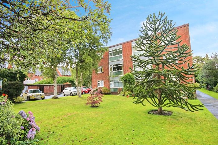 1 Bedroom Flat To Rent In Tintern Avenue, Didsbury, Manchester, M20