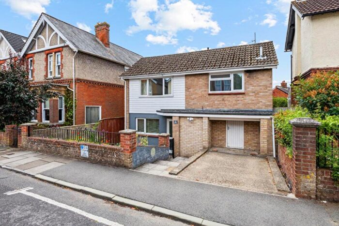 3 Bedroom House For Sale In Victoria Road, Salisbury, SP1