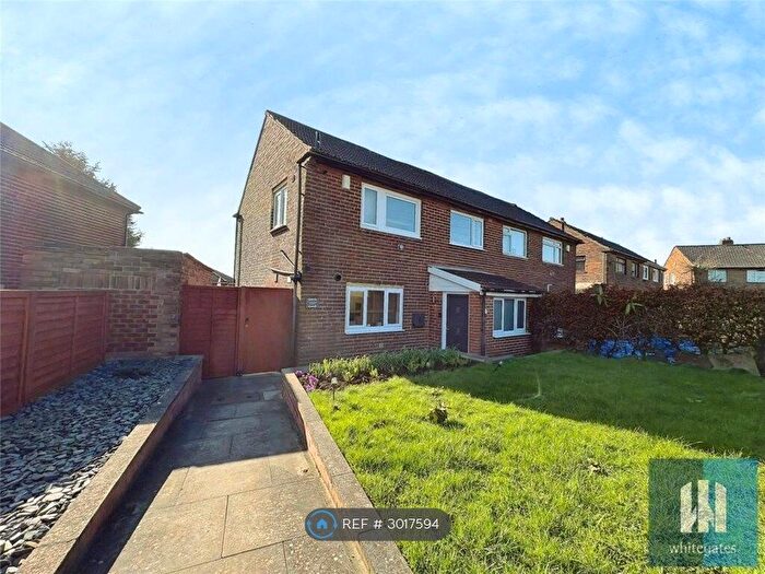 3 Bedroom Semi-Detached House To Rent In Northway Crescent, Mirfield, WF14