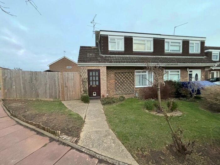 3 Bedroom Semi-Detached House To Rent In Avalon Way, Worthing, BN13