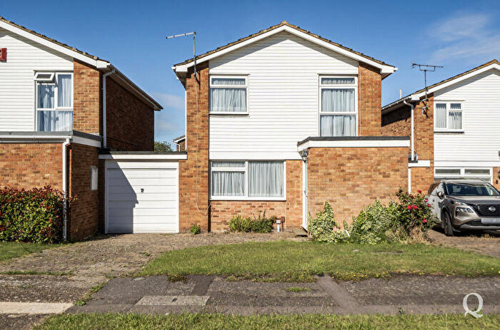 3 Bedroom Detached House For Sale In Merlin Close, Sittingbourne, Kent, ME10