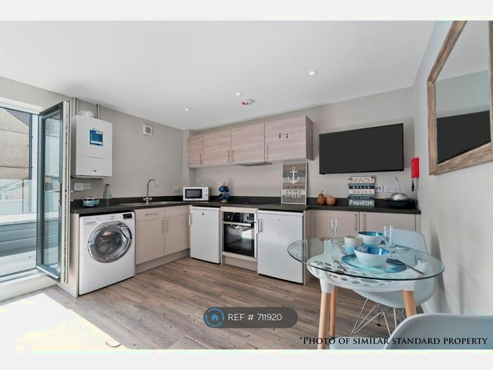 2 Bedroom Flat To Rent In Armada Street, Plymouth, PL4