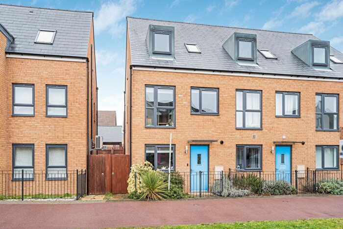 4 Bedroom End Terrace House For Sale In Countess Way, Milton Keynes, MK10