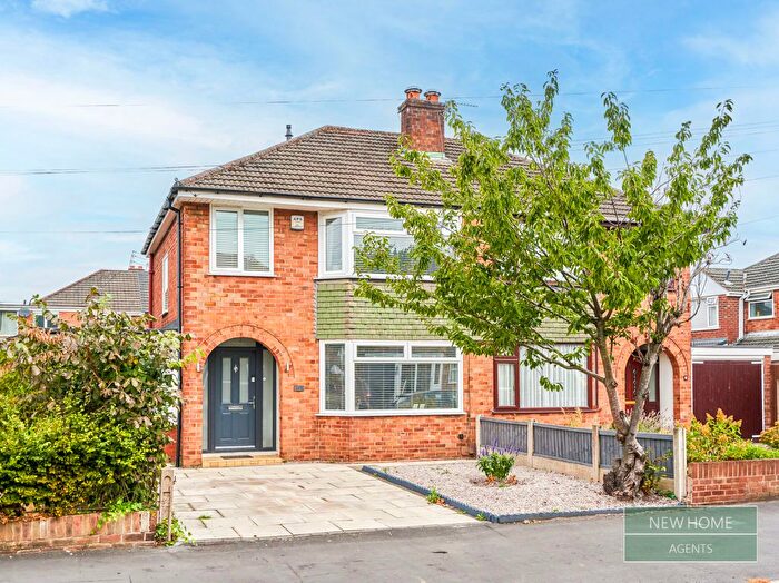 3 Bedroom Semi-Detached House For Sale In Deyes Lane, Liverpool, L31