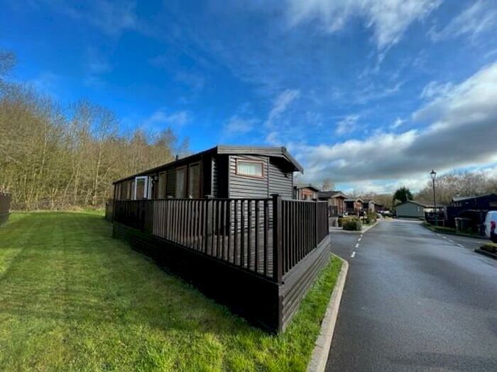 2 Bedroom Detached House To Rent In Swains Park, Overseal, DE12