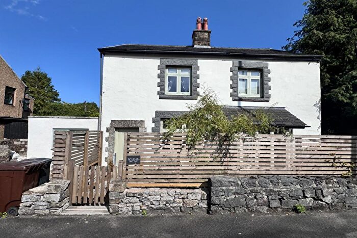 3 Bedroom Detached House For Sale In Barmoor Clough, Dove Holes, Buxton, SK17