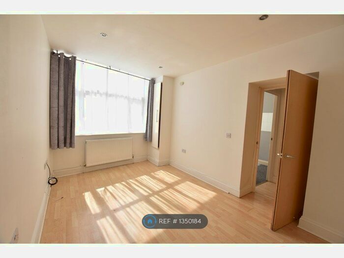 1 Bedroom Flat To Rent In Guildford Street, Luton, LU1