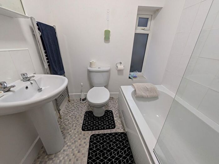 2 Bedroom Terraced House For Sale In Brunswick Street, Cullingworth, Bradford, BD13