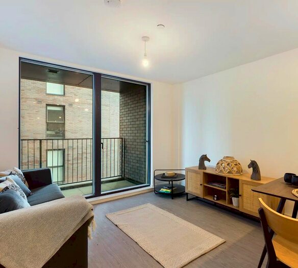 1 Bedroom Flat For Sale In Liverpool Street, Salford, M5