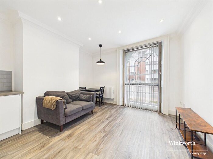 1 Bedroom Apartment To Rent In Queens Road, Reading, RG1