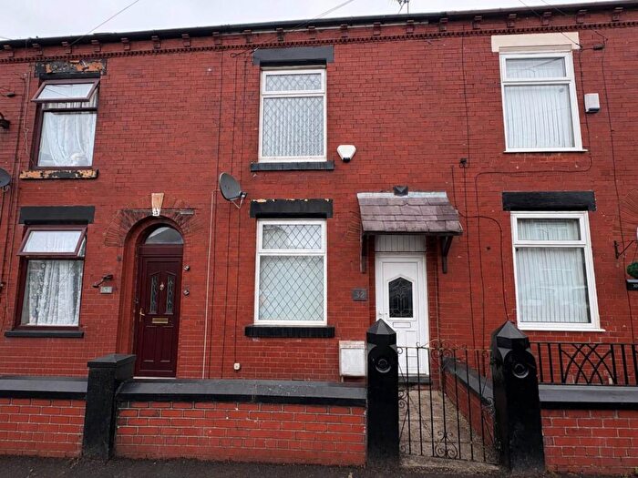 2 Bedroom Terraced House For Sale In Lancaster Street, Chadderton, OL9