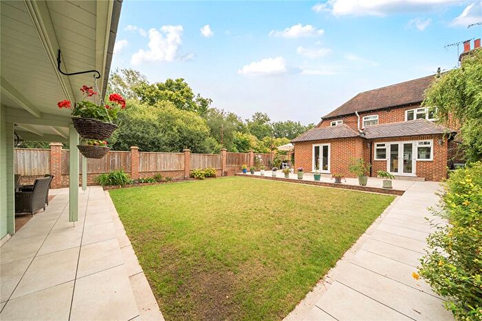 3 Bedroom Semi-Detached House For Sale In Thompsons Close, Pirbright, Woking, Surrey, GU24
