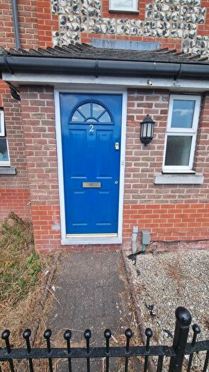 3 Bedroom Semi-Detached House To Rent In Crossways, Andover, SP10