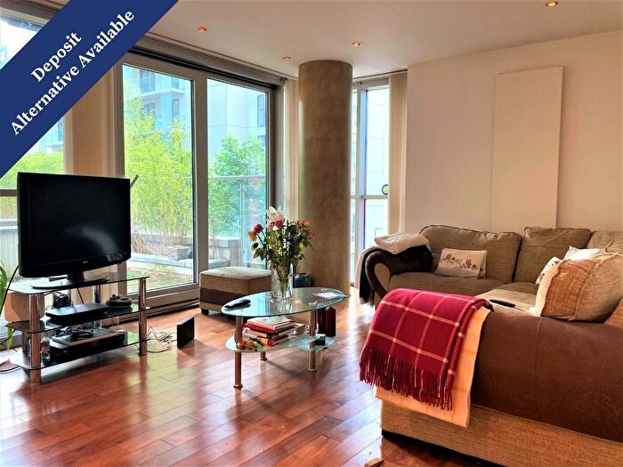 2 Bedroom Flat To Rent In Clowes Street, Salford, M3
