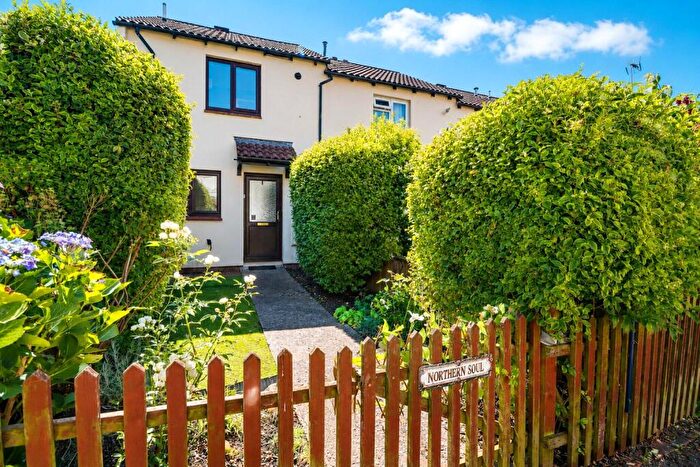 2 Bedroom End Of Terrace House For Sale In Long Meadow Drive, Barnstaple, Devon, EX32