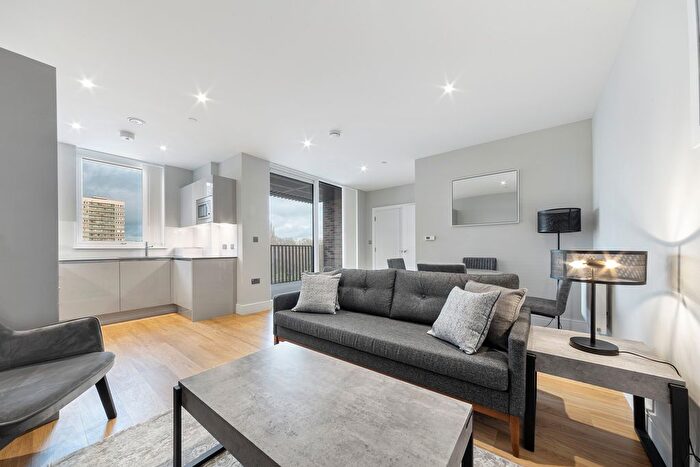 1 Bedroom Flat To Rent In Plough Lane, London, SW17