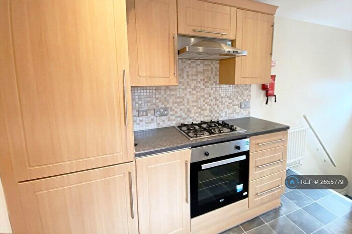 6 Bedroom Maisonette To Rent In Ashleigh Grove, West Jesmond, Newcastle Upon Tyne, NE2
