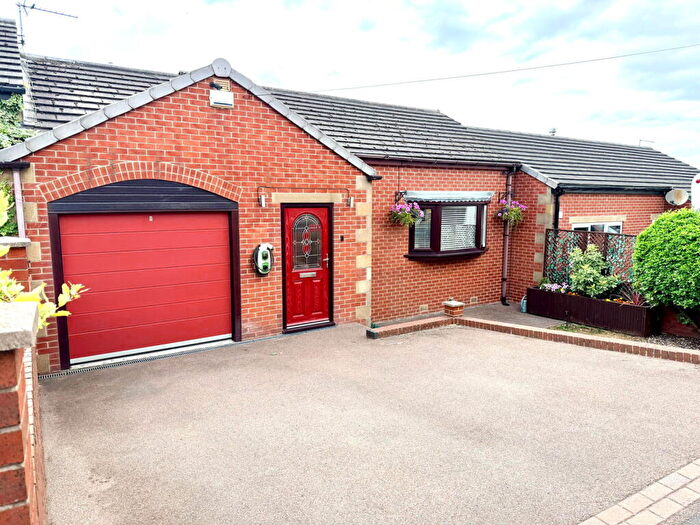 2 Bedroom Terraced House For Sale In Wentworth Road, Blacker Hill, Barnsley, S74