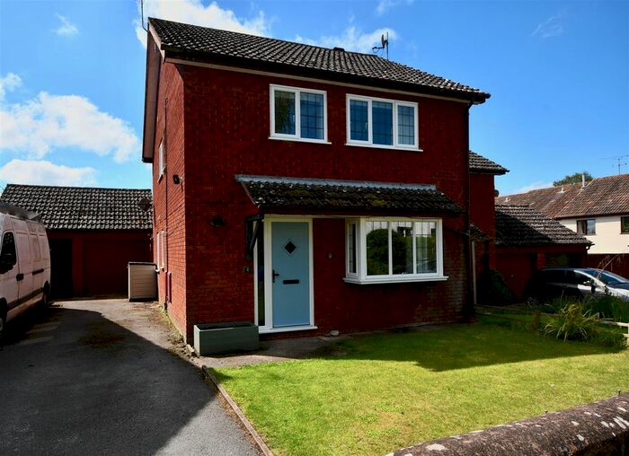 4 Bedroom Semi-Detached House For Sale In The Bartons, Bishops Lydeard, Taunton, TA4