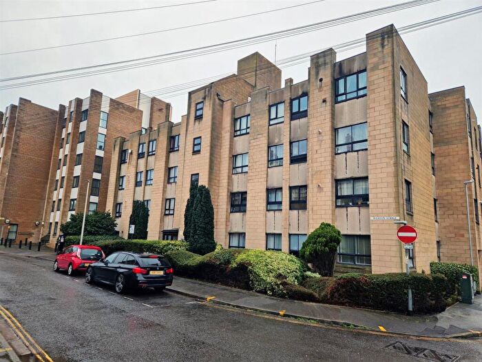 2 Bedroom Flat For Sale In Bristol Road Lower, Weston-Super-Mare, BS23