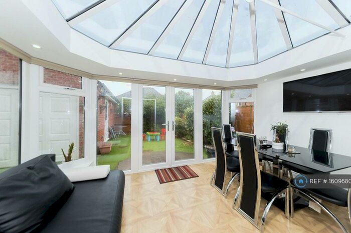 3 Bedroom Semi-Detached House To Rent In Fuchsia Grove, Shinfield, Reading, RG2