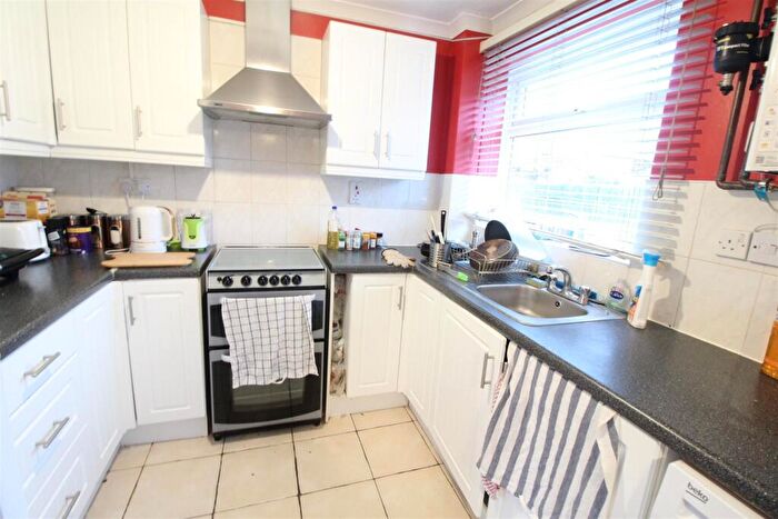 2 Bedroom Semi-Detached House To Rent In **£pppw Excluding Bills** Medway Street, Jubliee Campus, NG8