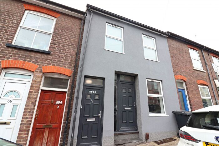 1 Bedroom Maisonette To Rent In Buxton Road, LU1