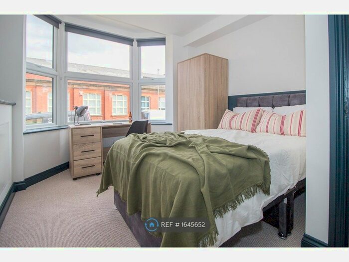 6 Bedroom Terraced House To Rent In Knighton Fields Road East, Leicester, LE2