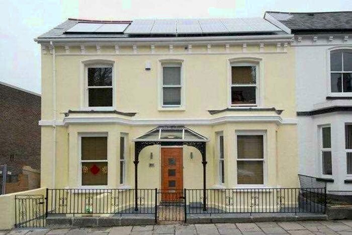 6 Bedroom House To Rent In Houndiscombe Road, Plymouth, PL4