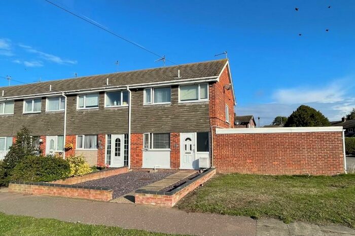 3 Bedroom End Of Terrace House To Rent In Stirling Close, Lowestoft, Suffolk, NR32