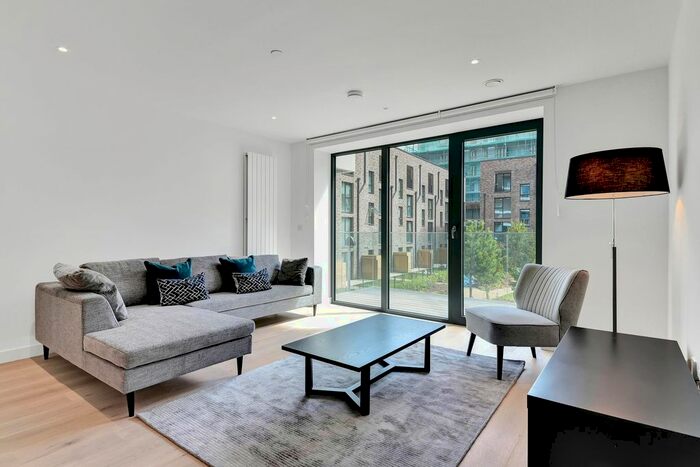 2 Bedroom Flat For Sale In Fairwater House, Royal Wharf, London, E16