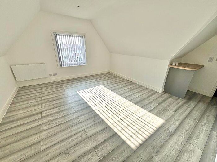 1 Bedroom Flat To Rent In Marine Parade, Gorleston, Great Yarmouth, NR31