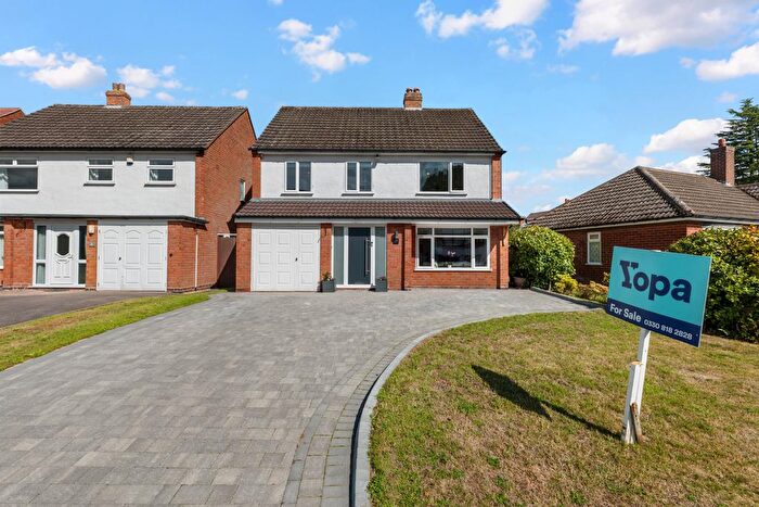 4 Bedroom Detached House For Sale In Northbrook Road, Shirley, Solihull, B90