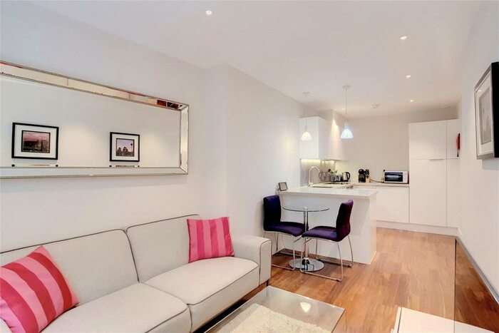 1 Bedroom Apartment To Rent In Lovat Lane London, EC3R