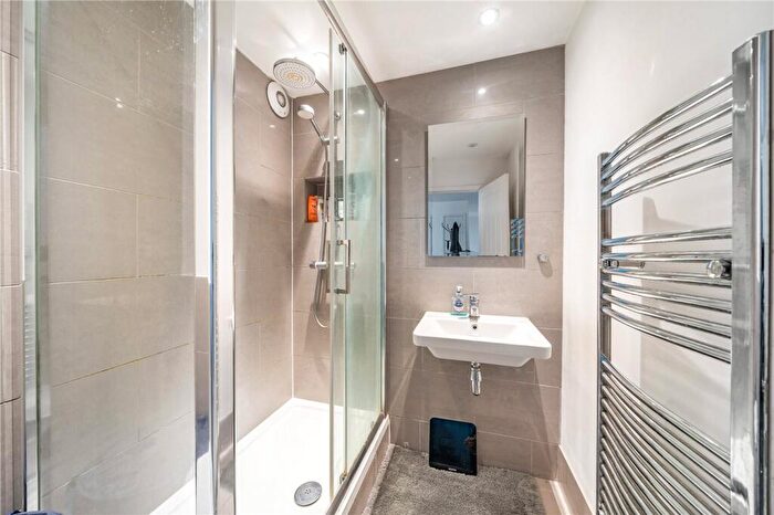 2 Bedroom Apartment For Sale In St. Helena Road, London, SE16