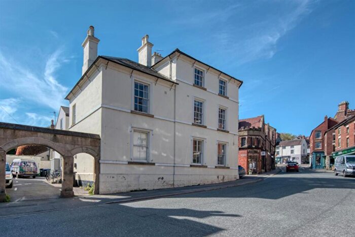 1 Bedroom Flat For Sale In St. John Street, Wirksworth, DE4
