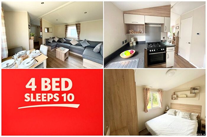 4 Bedroom Park Home For Sale In Lowestoft, NR32